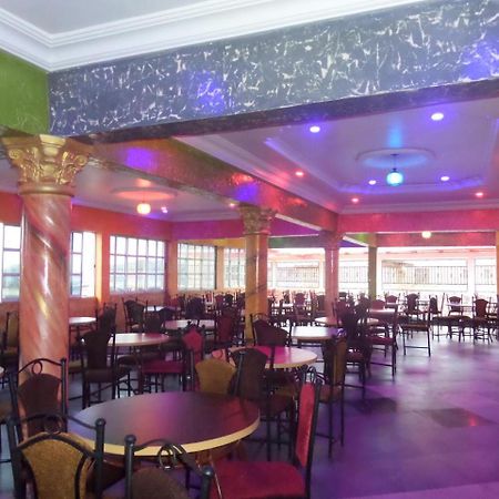 De-Zone Hotel Ikotun Экстерьер фото